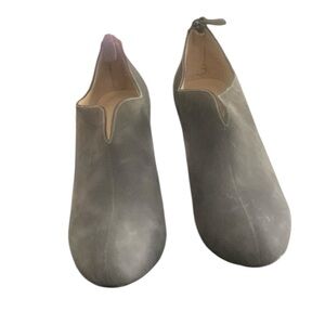TALBOTS Gray Ankle Booties Sleek Suede Slip-On with Back Zippers